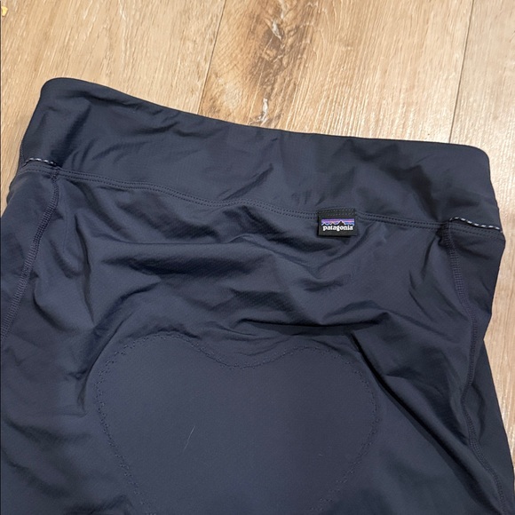 Patagonia Cycling Shorts - Picture 2 of 3